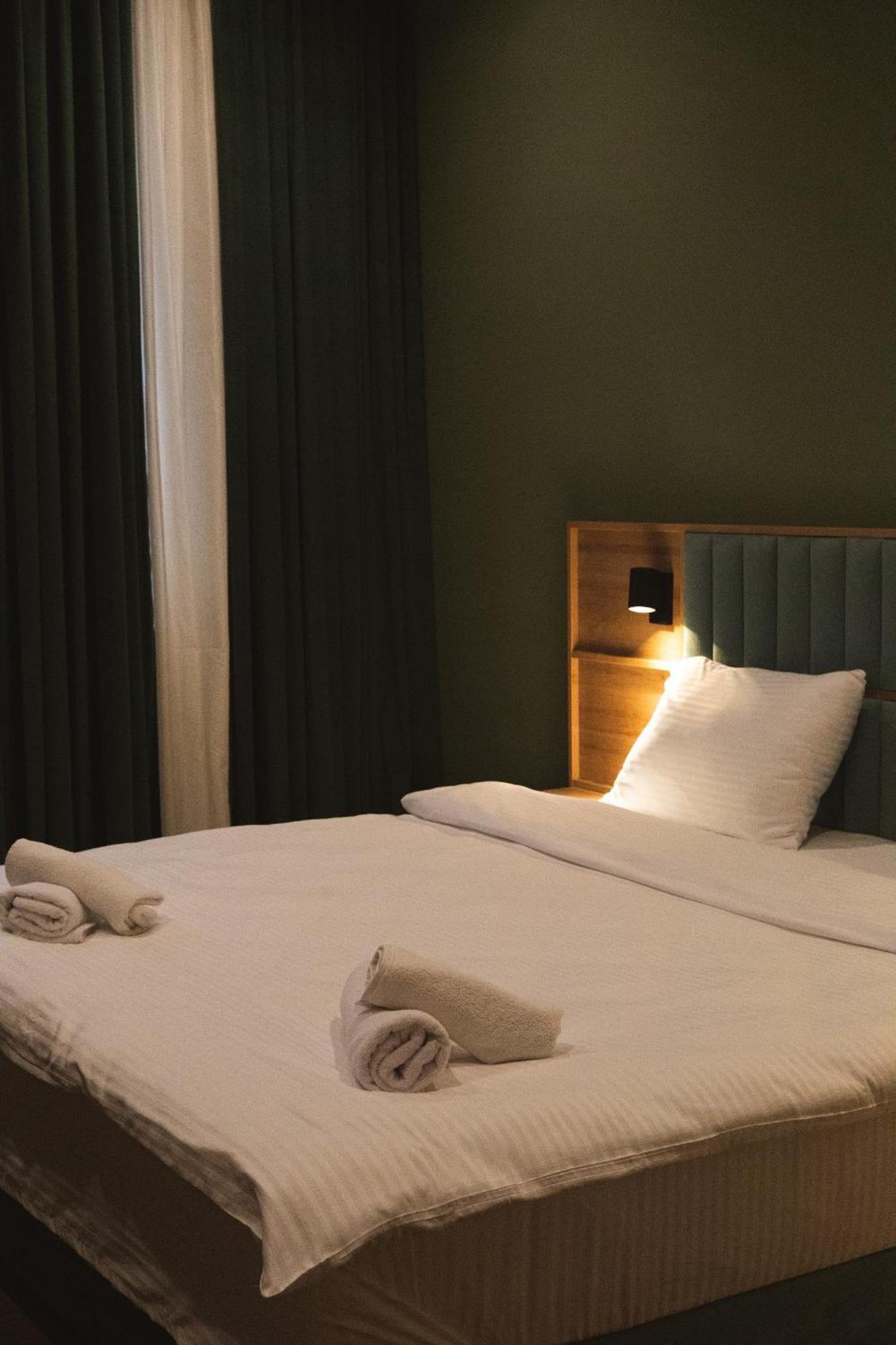 Central Hotel Kutaiszi Kültér fotó